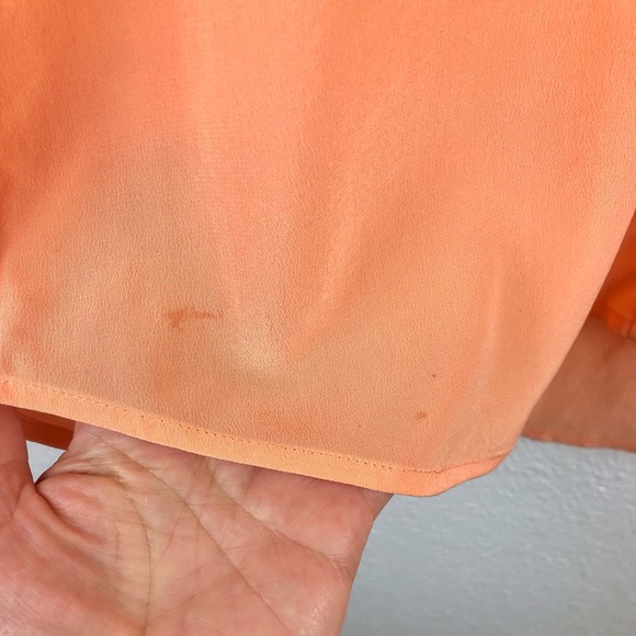Tura by Vince Camuto peach silk button up blouse S - Picture 5 of 6